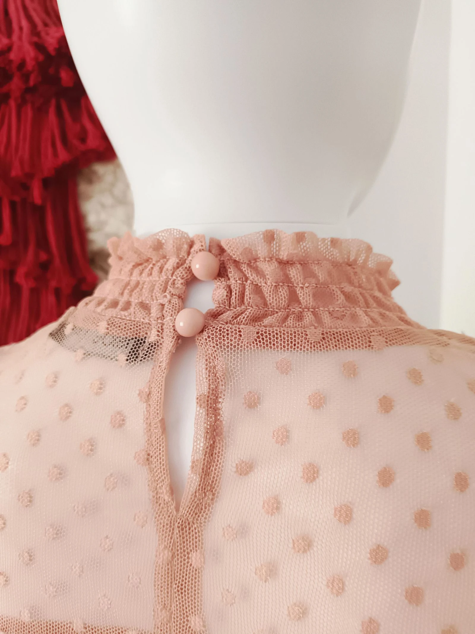Halftransparante tuleblouse met T.M kanten top – photo 9